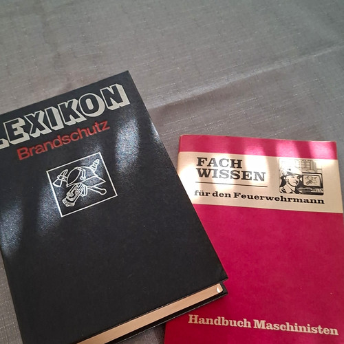 Feuerwehr lexikon - 2x, feuerwehr:
