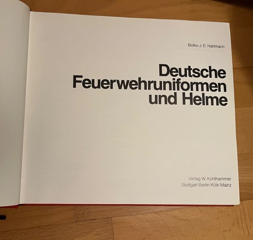 Deutsche feuerwehruniformen - deutsche,